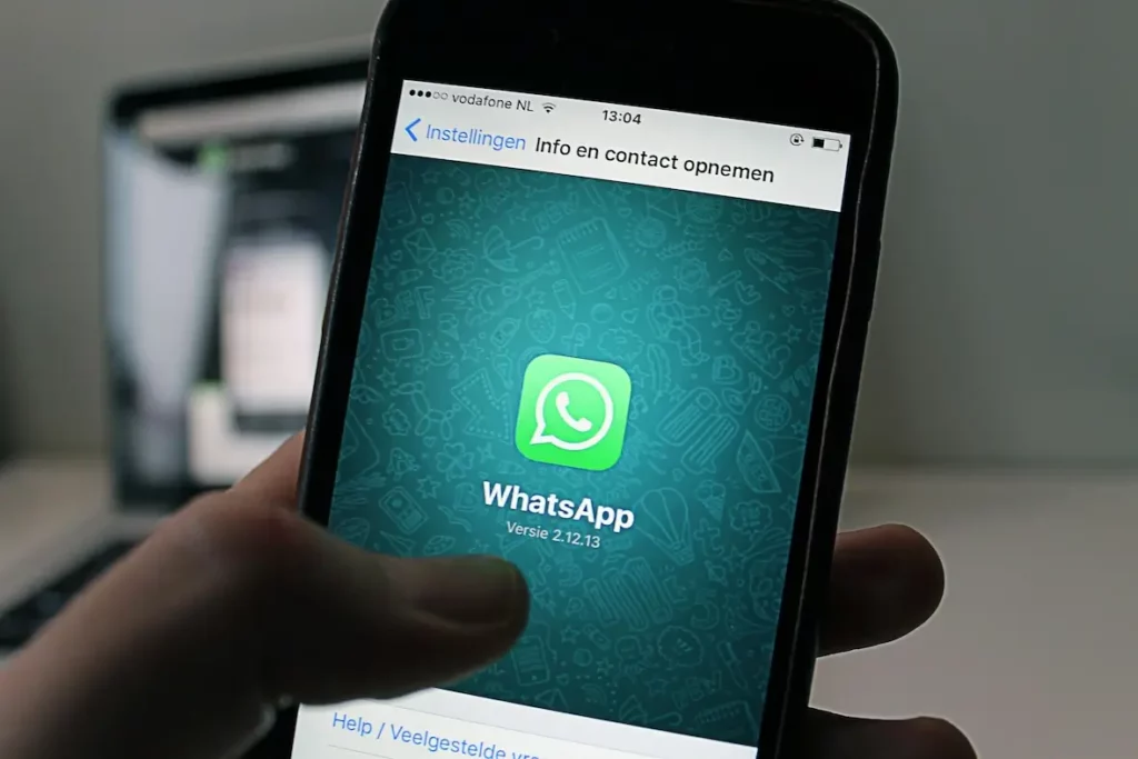 An image of the WhatsApp app.