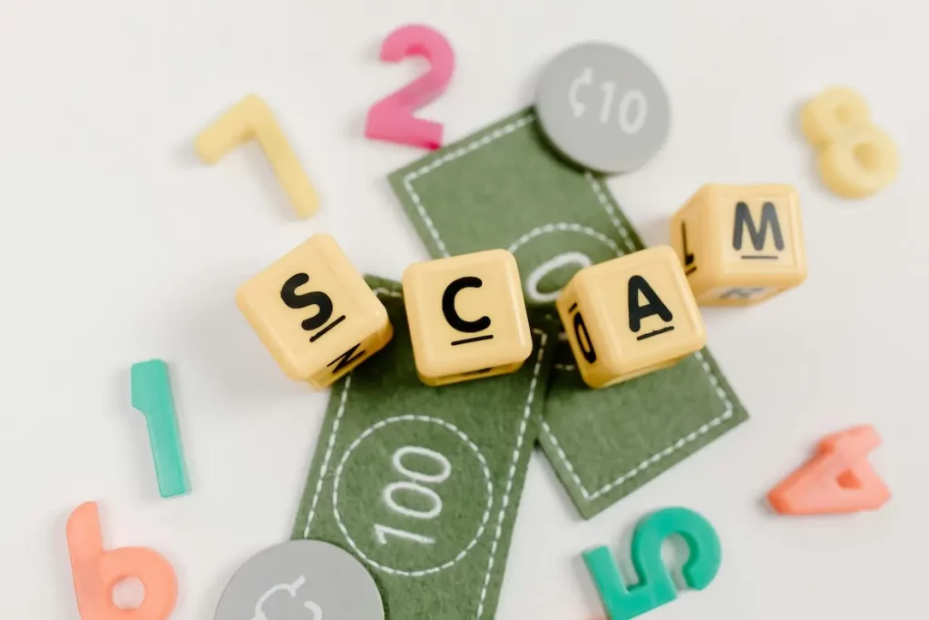 An image of the word "scam."