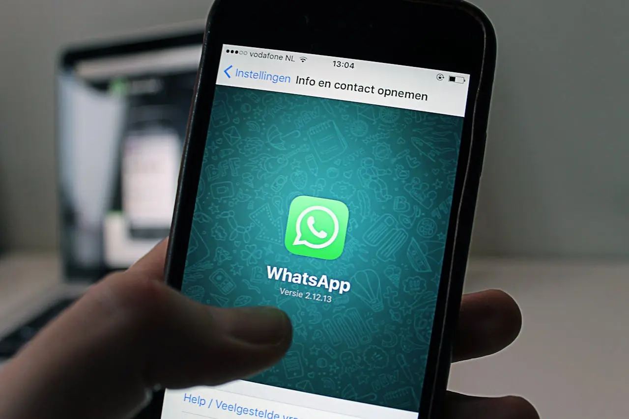 Update counteracts various WhatsApp scams