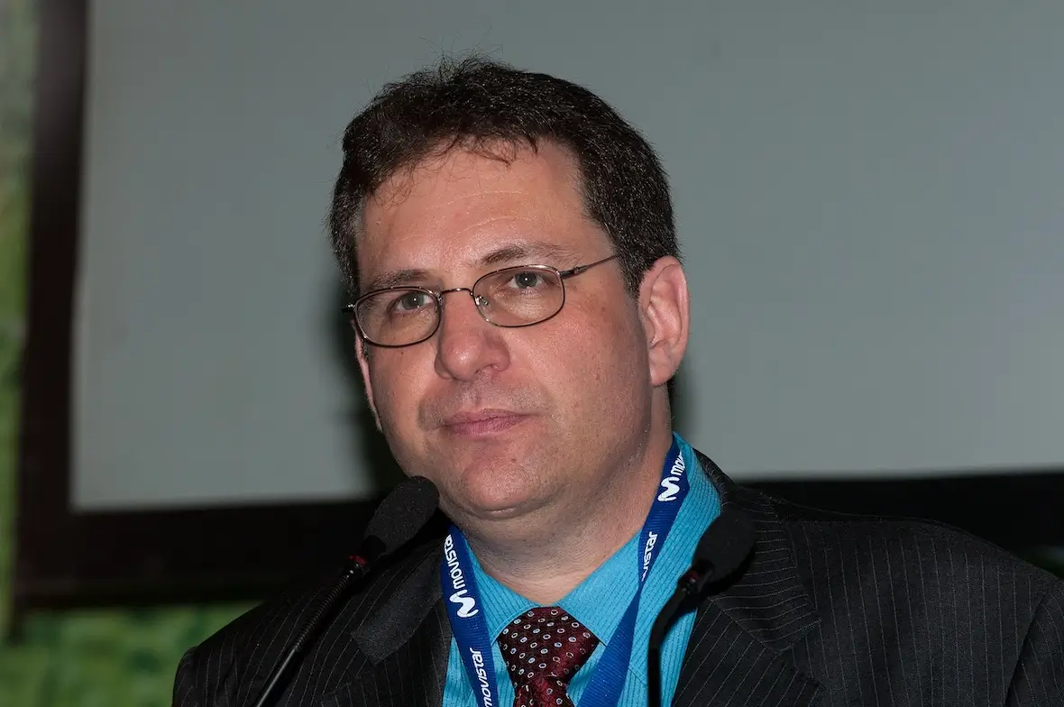 A photo of Kevin Mitnick.