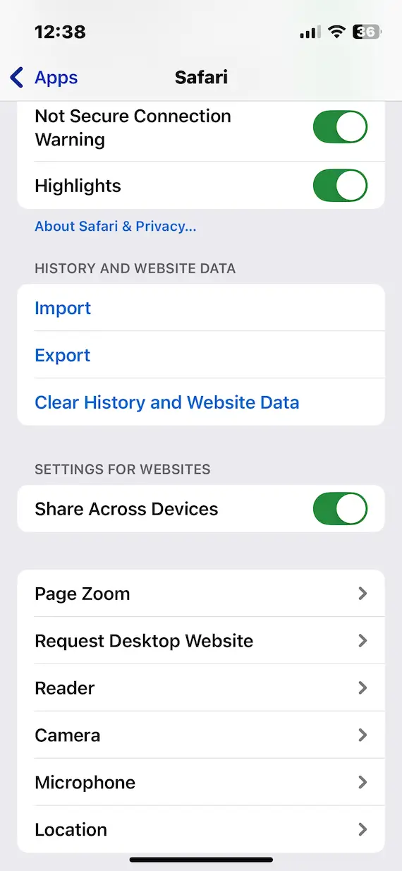 A screenshot of the Safari iOS app settings.