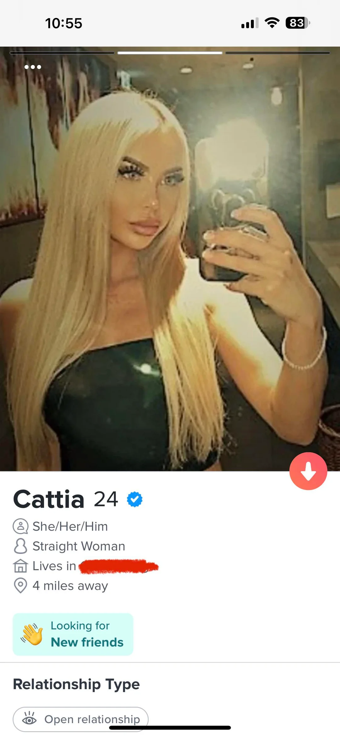 A Tinder profile with a Tinder Verification Badge.