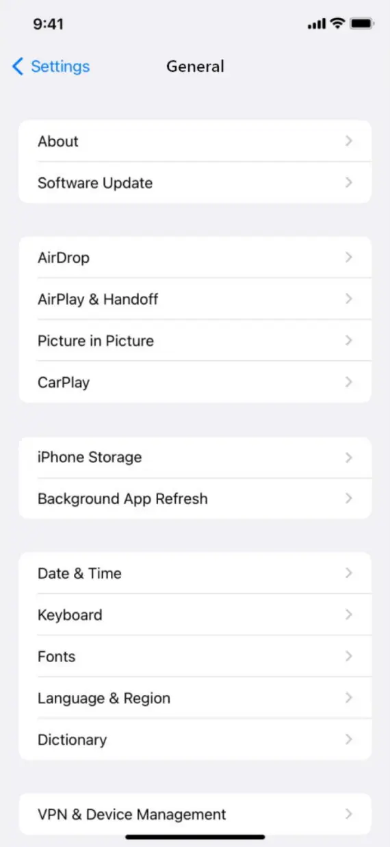 A screenshot showing how to remove AnyDesk from iPhone Settings.
