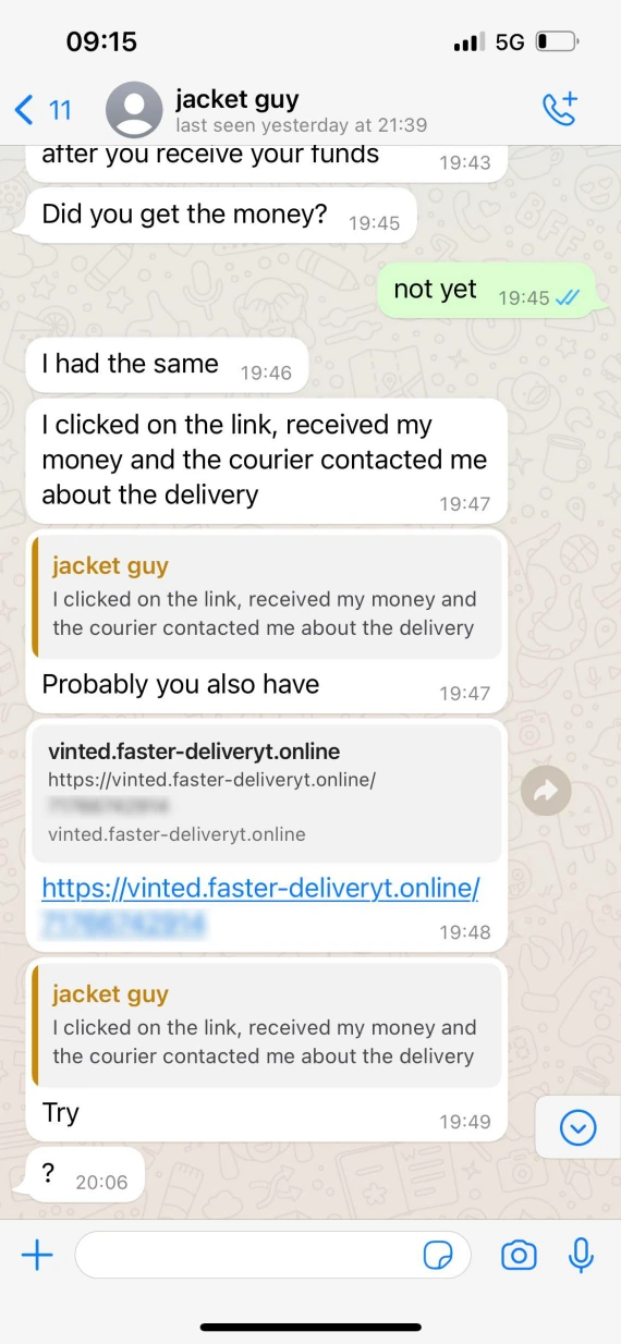 An image of messages linked to a Vinted WhatsApp phishing link scam.